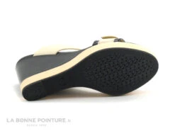 Geox JANIRA D82P6E 08502 C8616 - Skin Black - Sandale Compensee 13 Geox JANIRA D82P6E 08502 C8616 - Skin Black - Sandale Compensee -France Chaussure Soldes 2024 cd24607c73b9e66c561f35ea11d5d5ef img 0605.jpg 119343