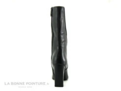 Tamaris 1-25349-29 Black - Bottine Talon Haut En Cuir Noir - Bout Pointu 10 Tamaris 1-25349-29 Black - Bottine Talon Haut En Cuir Noir - Bout Pointu -France Chaussure Soldes 2024 cd24607c73b9e66c561f35ea11d5d5ef img 2970.jpg 175198