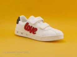 Geox SKYLIN J928WC - White Red - Love - Sneakers Fille 11 Geox SKYLIN J928WC - White Red - Love - Sneakers Fille -France Chaussure Soldes 2024 cd24607c73b9e66c561f35ea11d5d5ef img 2993.jpg 132174