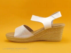 Eva Frutos 9538 Blanc - Metallise - Sandale Compensee 9 Eva Frutos 9538 Blanc - Metallise - Sandale Compensee -France Chaussure Soldes 2024 cd24607c73b9e66c561f35ea11d5d5ef img 3032.jpg 132238