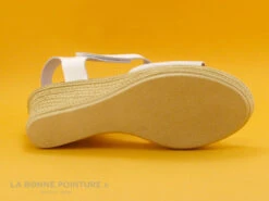 Eva Frutos 9538 Blanc - Metallise - Sandale Compensee 13 Eva Frutos 9538 Blanc - Metallise - Sandale Compensee -France Chaussure Soldes 2024 cd24607c73b9e66c561f35ea11d5d5ef img 3034.jpg 132240