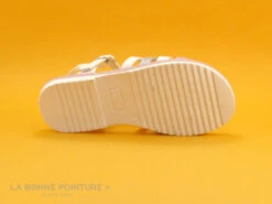 Wipop YETOILE Blanc Argent Fleurs - Sandale Fille -France Chaussure Soldes 2024 cd24607c73b9e66c561f35ea11d5d5ef img 3690.jpg 121681