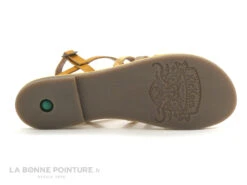 Kickers DIXON Jaune Serpent - 695571-30-73 - Sandale 13 Kickers DIXON Jaune Serpent - 695571-30-73 - Sandale -France Chaussure Soldes 2024 cd24607c73b9e66c561f35ea11d5d5ef img 4170.jpg 133565