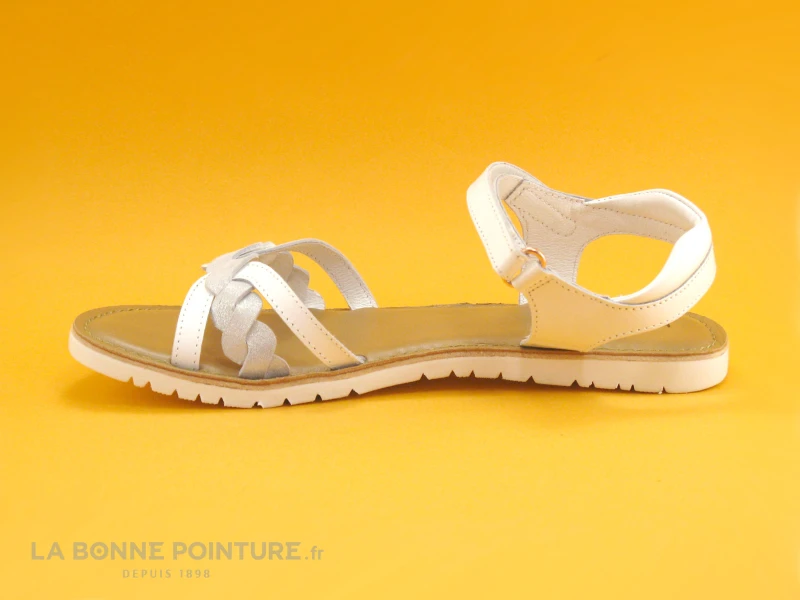 Kickers BETTY Blanc - 694790-30-3 - Nu-pieds Fille 3 Kickers BETTY Blanc - 694790-30-3 - Nu-pieds Fille – Image 3