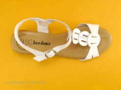 Jordana 2323 - Blanc - Argent - Sandale Compensee Femme 12 Jordana 2323 - Blanc - Argent - Sandale Compensee Femme -France Chaussure Soldes 2024 cd24607c73b9e66c561f35ea11d5d5ef img 6124.jpg 135736