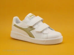 Diadora GAME P PS Girl - White Gold - Basket Fille 2 Scratches - Blanc Or -France Chaussure Soldes 2024 cd24607c73b9e66c561f35ea11d5d5ef img 6703.jpg 167616