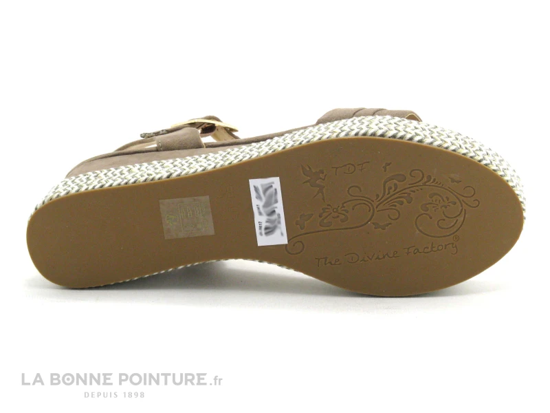 The Divine Factory QL3617 Taupe - Sandale Compensee 4 The Divine Factory QL3617 Taupe - Sandale Compensee – Image 4