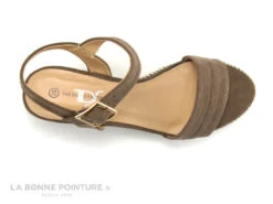 The Divine Factory QL3617 Taupe - Sandale Compensee 6 The Divine Factory QL3617 Taupe - Sandale Compensee -France Chaussure Soldes 2024 cd24607c73b9e66c561f35ea11d5d5ef img 6969.jpg 136660