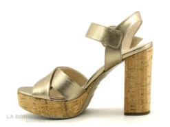 NeroGiardini E218632D - Sandale Plateforme Doree - Talon Haut 9 NeroGiardini E218632D - Sandale Plateforme Doree - Talon Haut -France Chaussure Soldes 2024 cd24607c73b9e66c561f35ea11d5d5ef img 7139.jpg 180082