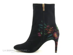 Tamaris 1-25370-23 Black Flower - Bottine Fleurie Talon Haut -France Chaussure Soldes 2024 cd24607c73b9e66c561f35ea11d5d5ef img 7398.jpg 139650