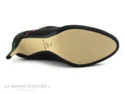 Tamaris 1-25370-23 Black Flower - Bottine Fleurie Talon Haut -France Chaussure Soldes 2024 cd24607c73b9e66c561f35ea11d5d5ef img 7401.jpg 139651