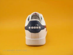 Diadora 872650-40-32 Game - Basket Blanche - Rouge - Bleu Marine -France Chaussure Soldes 2024 cd24607c73b9e66c561f35ea11d5d5ef img 7499.jpg 168592