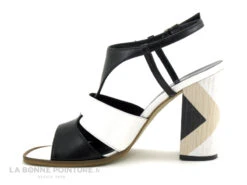 Adige ALSAF F100 Capri Nero Bianco - Sandale Talon 9 Adige ALSAF F100 Capri Nero Bianco - Sandale Talon -France Chaussure Soldes 2024 cd24607c73b9e66c561f35ea11d5d5ef img 8574.jpg 115699