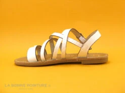 LPB BIANKA Blanc - Sandale Blanche Fille -France Chaussure Soldes 2024 cd24607c73b9e66c561f35ea11d5d5ef img 8921.jpg 158701