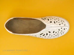 Karyoka RITA Blanc - Ballerine Aeree Cuir Blanc 12 Karyoka RITA Blanc - Ballerine Aeree Cuir Blanc -France Chaussure Soldes 2024 cd24607c73b9e66c561f35ea11d5d5ef img 9236.jpg 170593