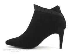 The Divine Factory QL3812 Noir - Fronces - Bottine Talon Aiguille 9 The Divine Factory QL3812 Noir - Fronces - Bottine Talon Aiguille -France Chaussure Soldes 2024 cd24607c73b9e66c561f35ea11d5d5ef img 9433.jpg 142281