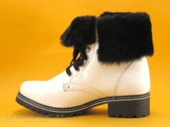 Hooper MULLAN Verni Blanc - Fourrure Noire - Bottine Femme -France Chaussure Soldes 2024 cd24607c73b9e66c561f35ea11d5d5ef img 9602.jpg 142414